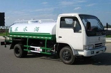 图 浦东洒水车出租 剧组拍摄降雨车出租电话 上海租赁